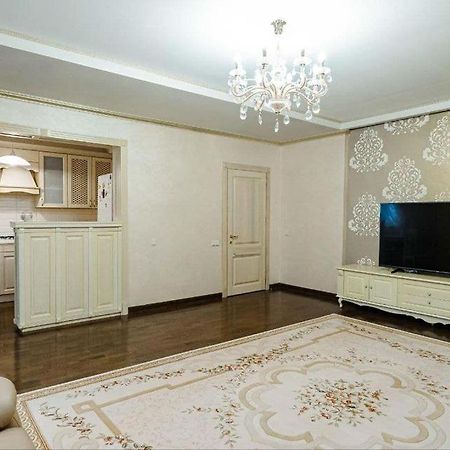 Cathedral Park And Pedestrian Zone Ultracentral Cozy Apartment In Кишинев Екстериор снимка