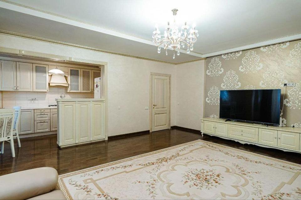 Cathedral Park And Pedestrian Zone Ultracentral Cozy Apartment In Кишинев Екстериор снимка